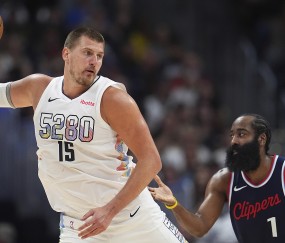 开云app-美媒：骑士得哈登+施罗德&amp;埃利斯后连打船王 再打掘金要约基奇？